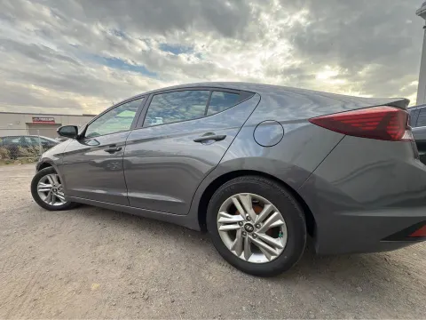 2020 Hyundai Elantra Preferred